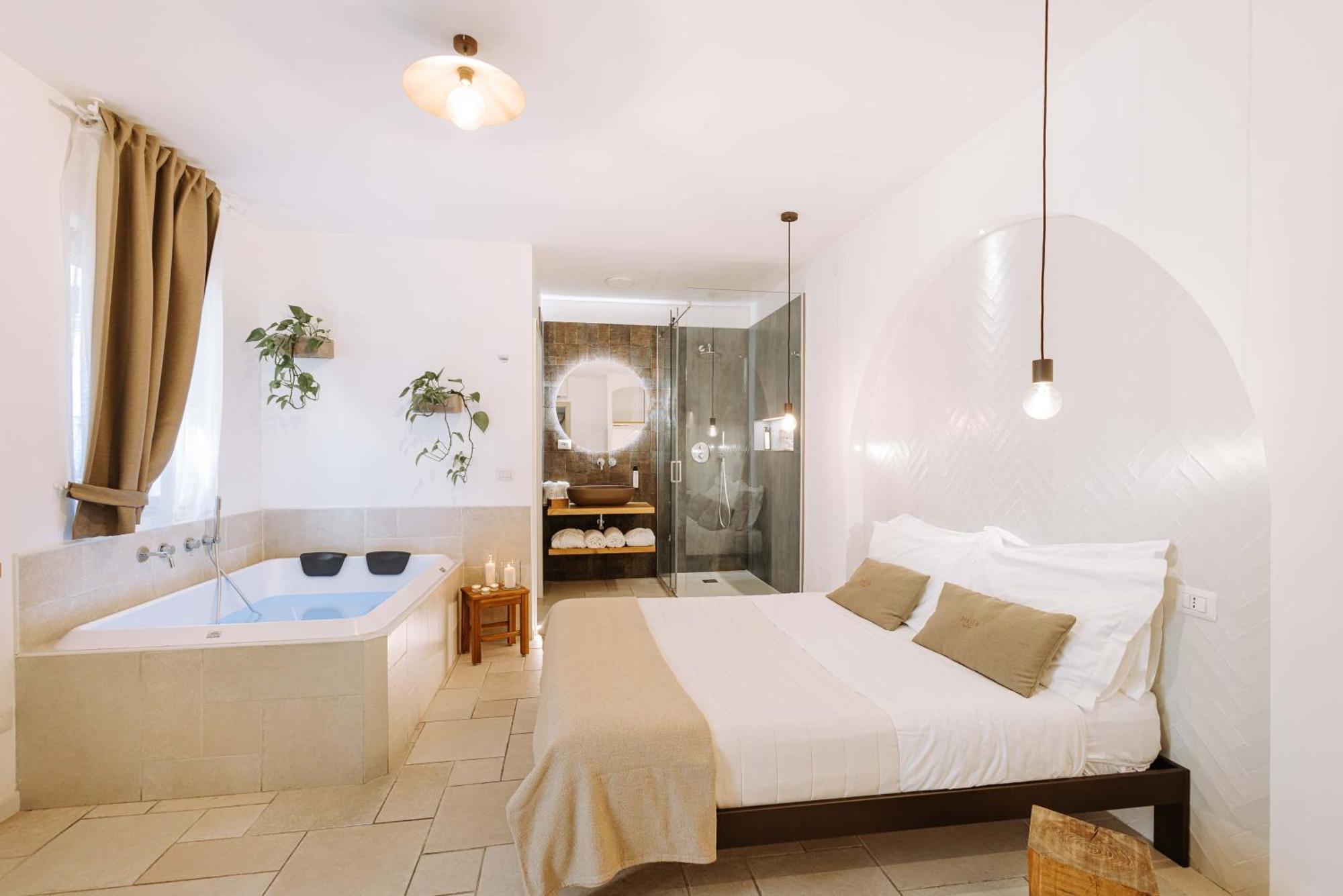 Dirium - Exclusive Rooms Monopoli Εξωτερικό φωτογραφία